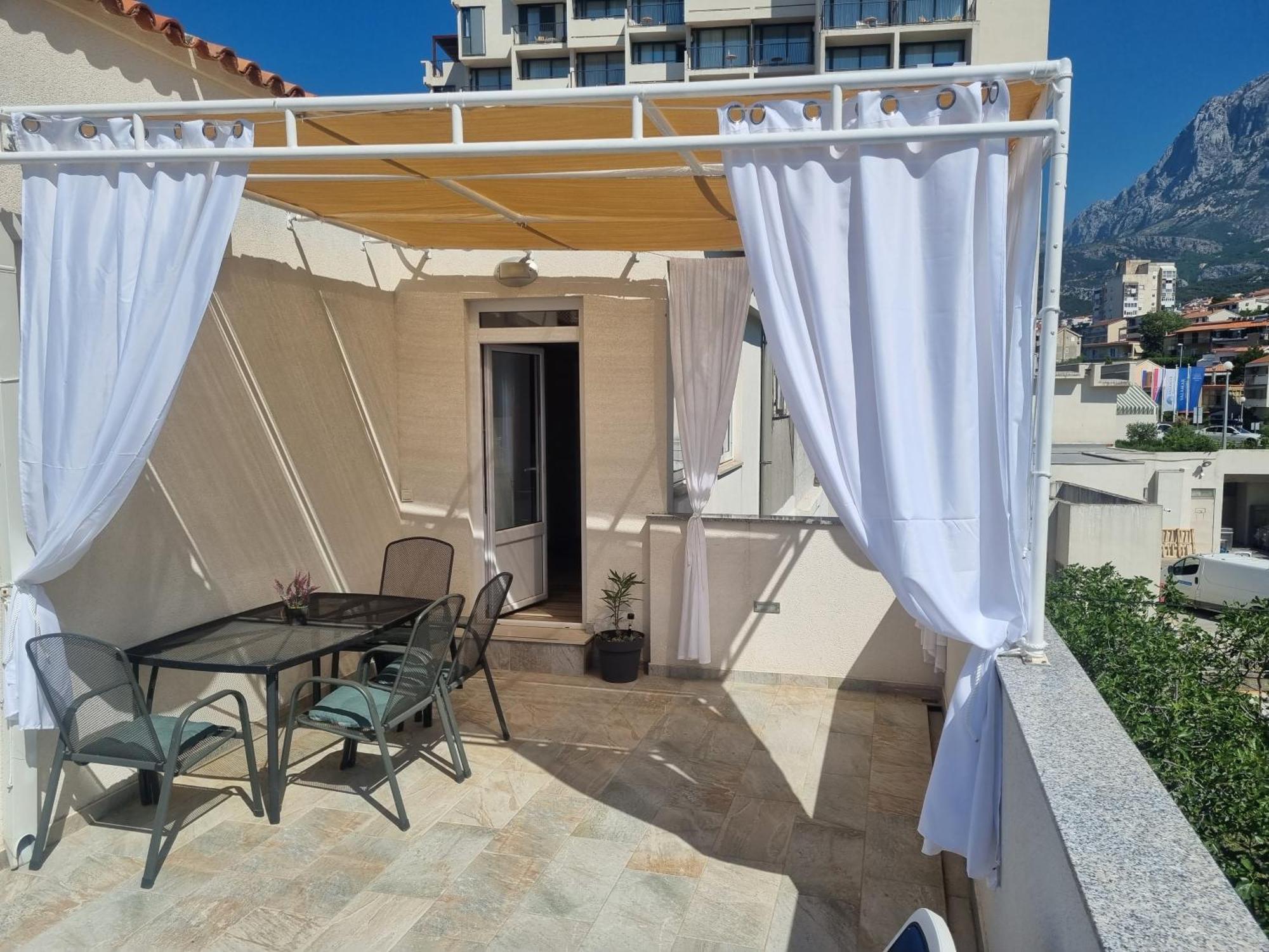 Luxury Oasis Apartman Makarska